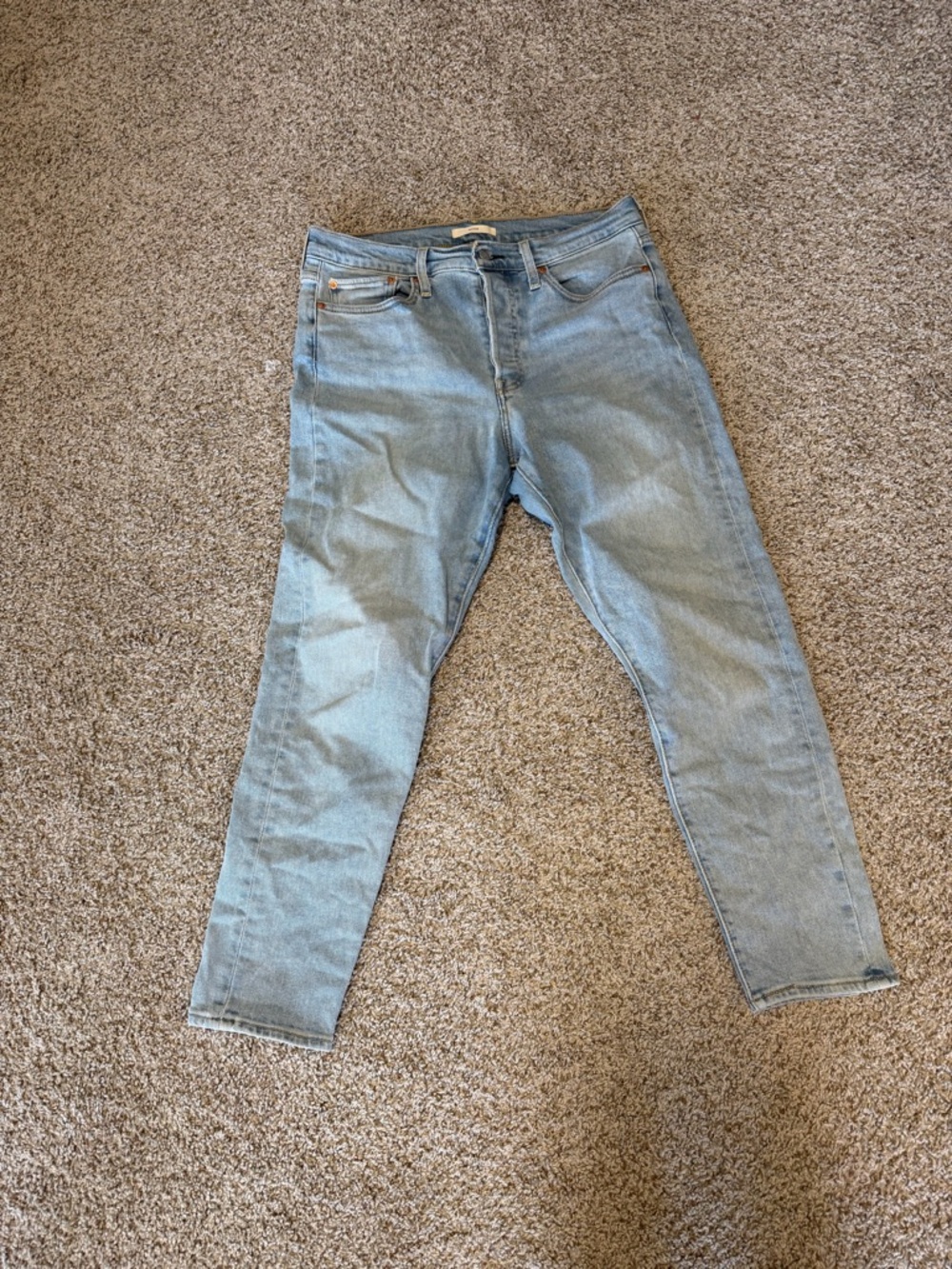 Levi’s pants